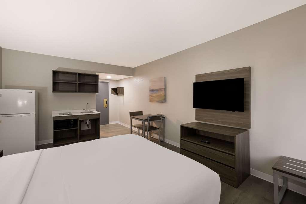 Suburban Studios Milwaukee Airport Habitación foto