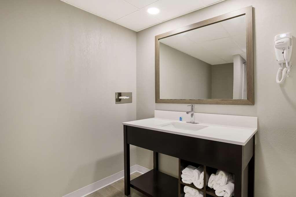 Suburban Studios Milwaukee Airport Habitación foto