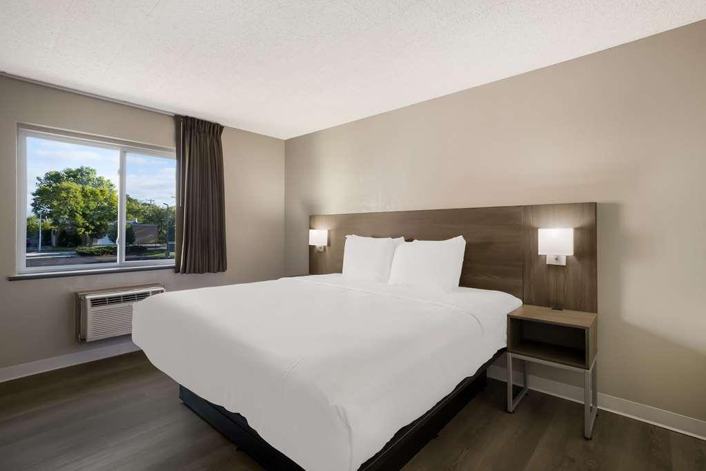Suburban Studios Milwaukee Airport Habitación foto