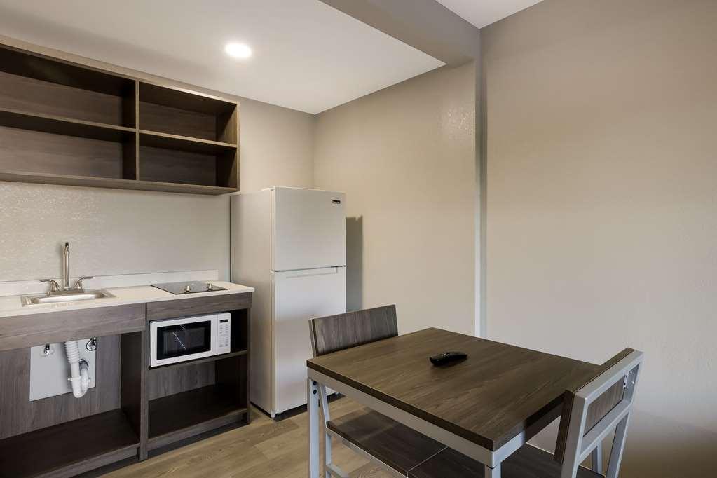 Suburban Studios Milwaukee Airport Habitación foto